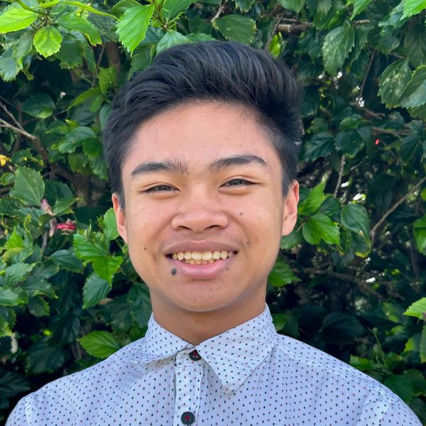 Martian is an upcoming high school senior attending Kapaa High School. Starting in 2017, Martian has