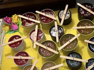 Celebrate the mothers and mother figures in your life with our limited-edition Mother’s Day candles,