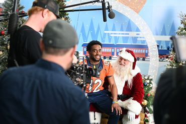Nickelodeon & Bronco's Nickmas NFL 
Football Game Christmas Day 2022
Promo Commercial Photo Shoot