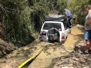 4WD recovery and off-road adventure