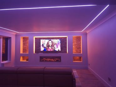 finished built in feature tv wall