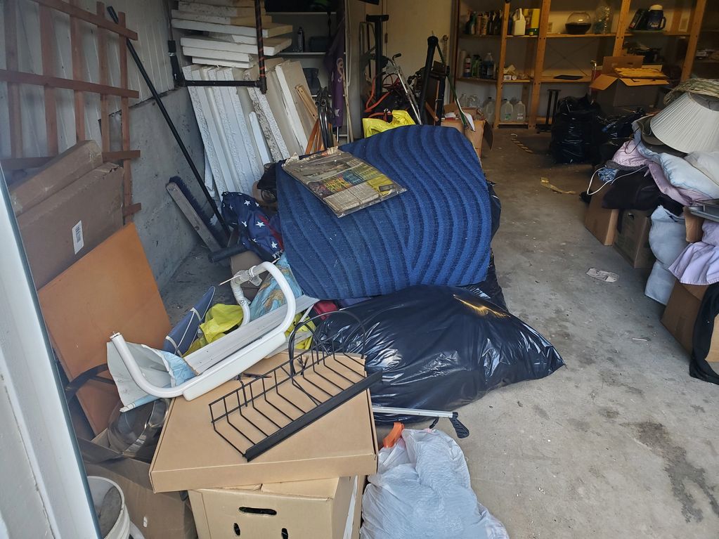 Garaged clean out before. We also do Furniture removal and Appliance removal. Yard Waste pickup.