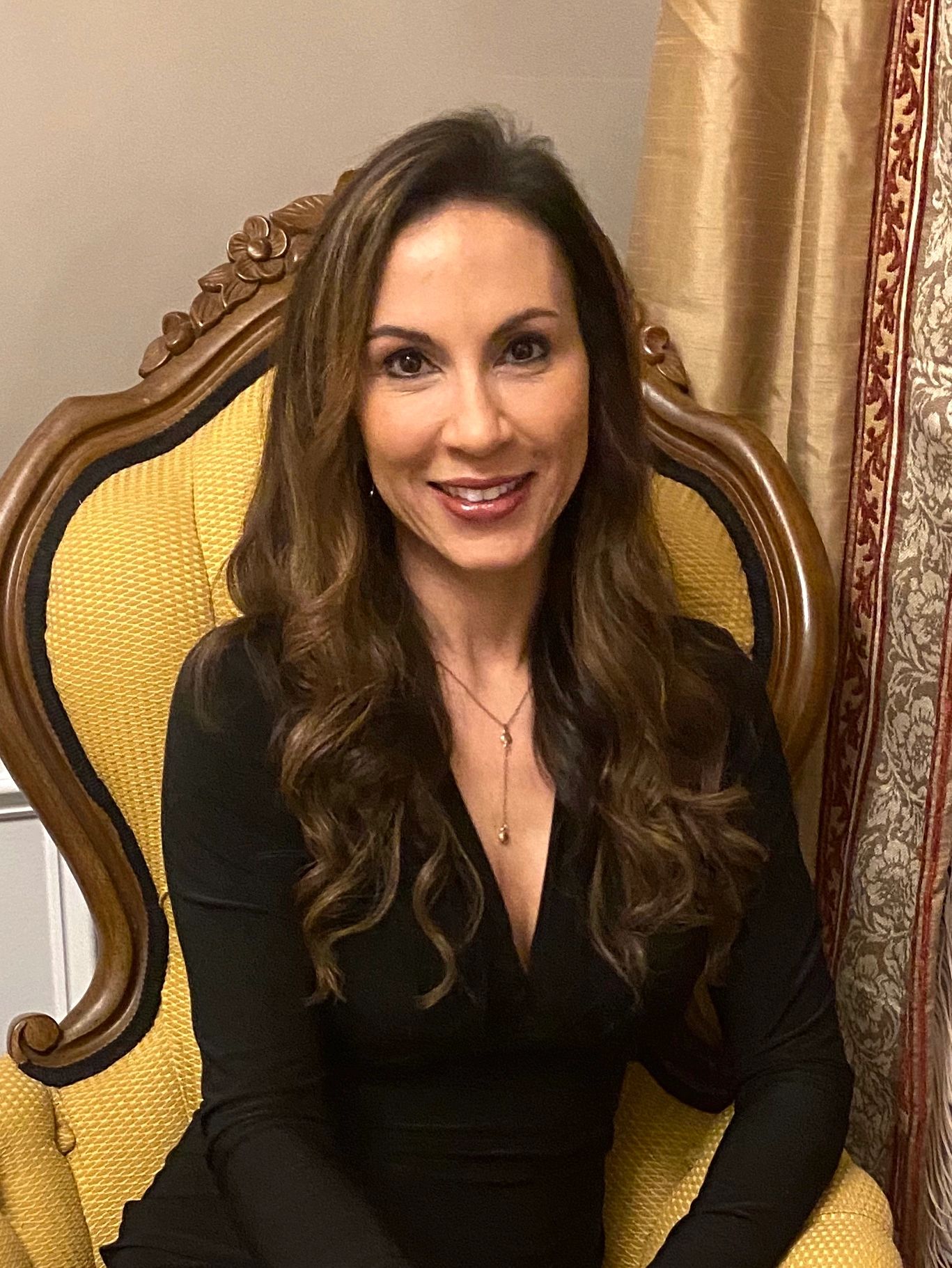 cosmetologist, spa assistant, hair treatments, hair cuts, hair color, hair restoration