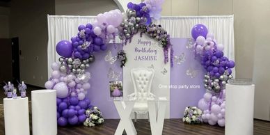 Lavender, purple, and silver balloon garland. Lavender Butterfly Quinceanera decor