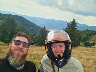 Joey and Dani taking a selfie at a viewpoint in the Vosges mountains.