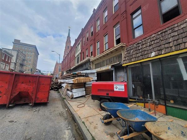 Phoenix on Park before it's restoration. Street view.