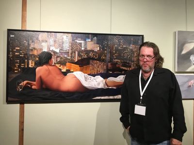Stuart Curtis with "Implied Nude" at the Alton Mill in 2017