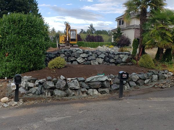A beautiful wall  to complete this homes entrance!