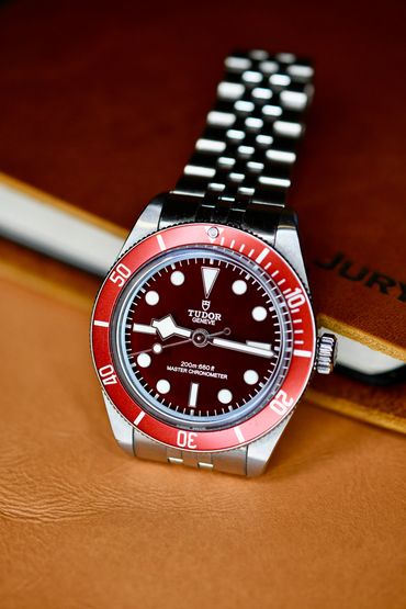 Tudor Black Bay 58 Burbundy with 5-link bracelet - Photo by Jury + Field