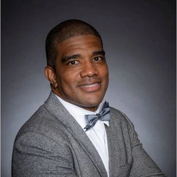 Luis A. Bustamante, MA Independent Certified Coach, Speaker & Trainer