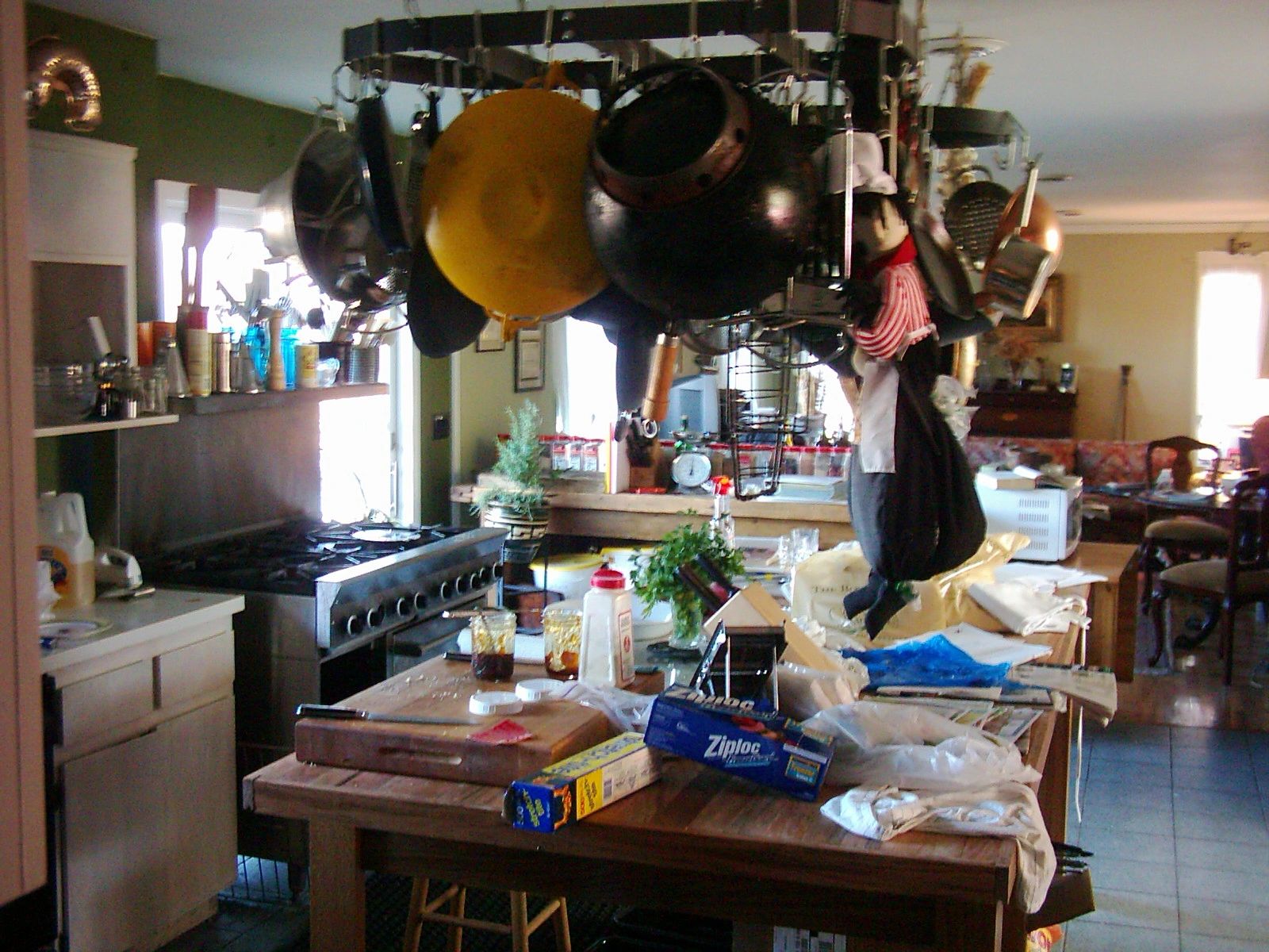 Kitchen_3.jpg