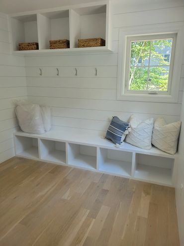 Finished Mudroom (1/2)