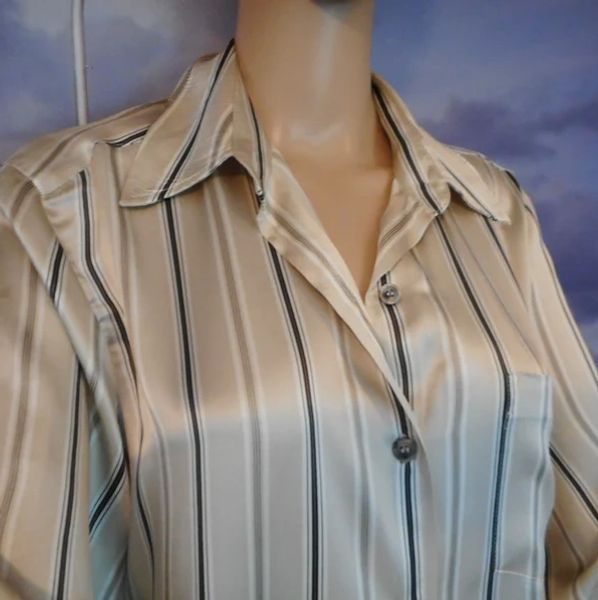 silky sexy button up blouse - button up top - vintage evan picone - 1970s sexy look -