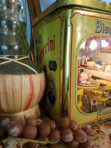 RetroMemento Dollhouse Wonderments Museum Pasta ala Cookie Tin Miniatures Restorations Miniatures