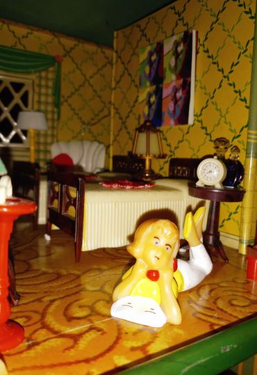 T. Cohn 1958 (MCM) Mid-Century Metal Dollhouse #99 Marx Renwal Plasco Miniature Museum RetroMemento