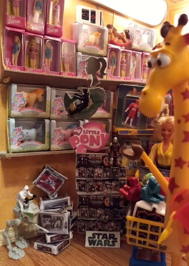 RetroMemento Toys R Us Star Wars Geoffrey Barbie Hot Wheels Mattel Fisher Price Lundby Glamour Gals