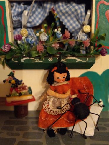 RetroMemento Dollhouse Dolls Museum Miniatures Dora Kuhn BAPS Germany Nursery Rhyme Edith Von Arps