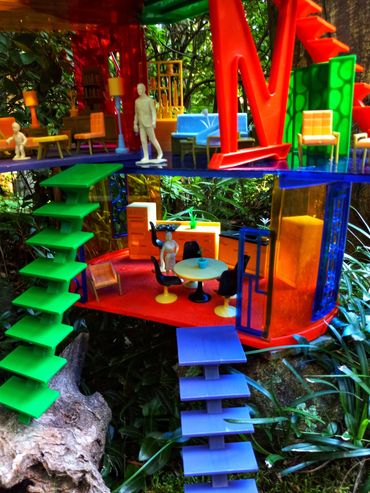 RetroMemento Dollhouse Wonderment Museum Miniature Imagination Atomic MARX 1969 Modern Kaleidoscope