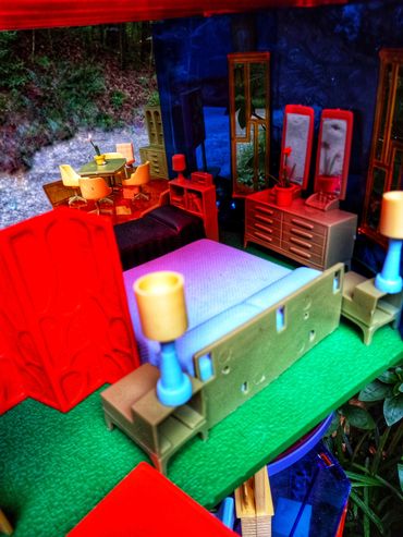 RetroMemento Dollhouse Wonderments Museum Miniatures Imagination Doll MARX 1969 Modern Kaleidoscope