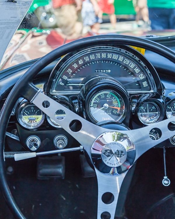 Dashboard of 1959 Corvette Stingray