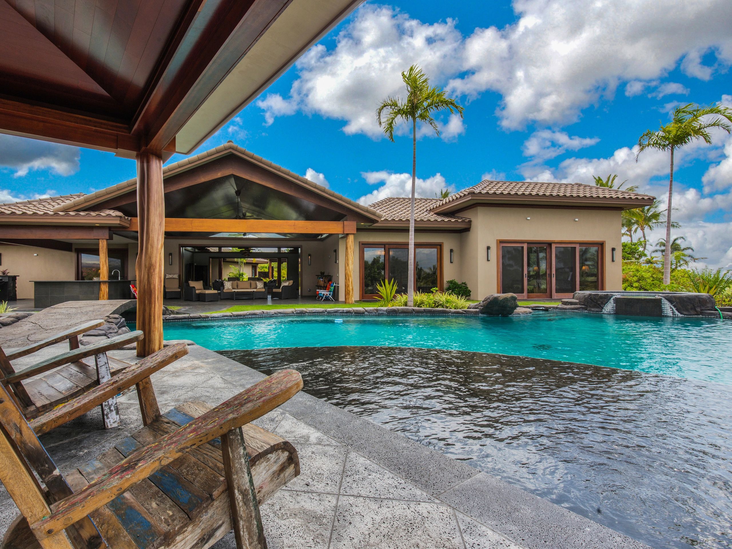 The Blue Lagoon Estate Hawaii Vacation Rental Properties