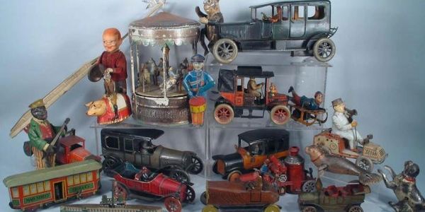 antique toy appraisal Buddy L toys, vintage space toys, buying antique toys, free toy appraisals
