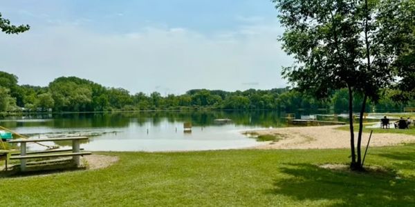 Beach & Picnic Area