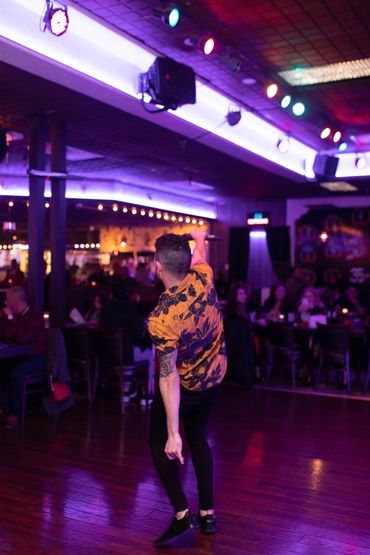 Live Dancing Entertainment