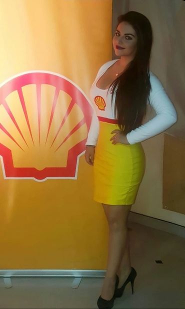 Anfitrionas para eventos ferias en Arequipa Anfitriona01