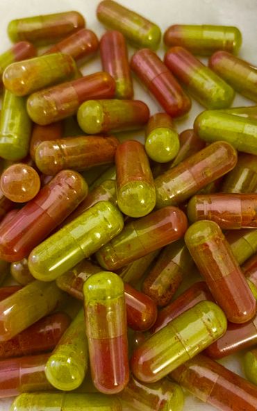 THIS IS HOW THE REVERSE THE CURSE CAPSULES
ORGANIC MORINGA
ORGANICBEET ROOT
TURMERIC