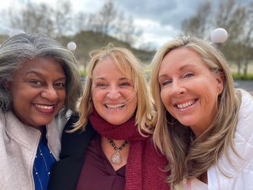 Greer and friends enjoy the vineyards and gardens at Groth.