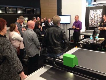 Jared Davis teaching seminar in Sydney convention