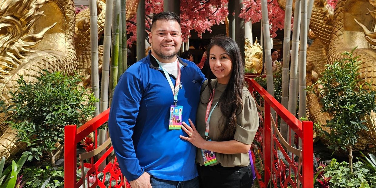 Noé and Brenda, owners of Quick S-Mart