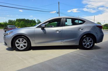 2016 Mazda MAZDA3 i Sport - Photo 6