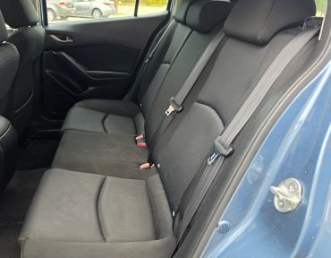 2014 Mazda MAZDA3 i Sport - Photo 11