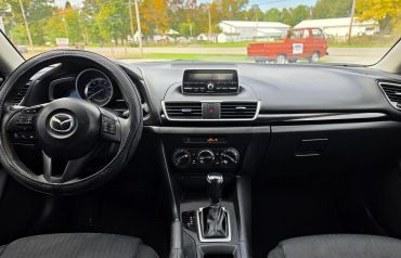 2014 Mazda MAZDA3 i Sport - Photo 9