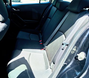 2017 Mazda Mazda3 Sport - Photo 10