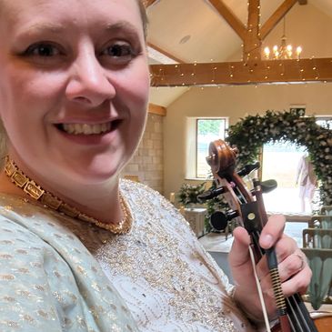 Emily performing for Haadia and Usman at Heaton House Farm in Macclesfield in June 2025