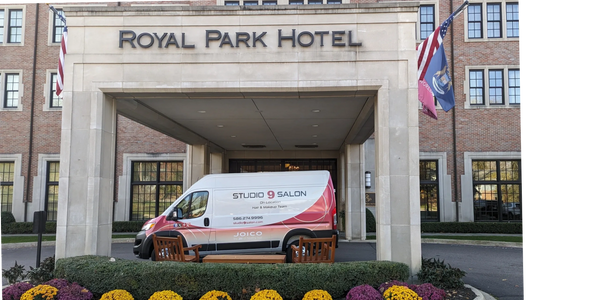 Studio 9 Salon on location bus at Royal Park Hotel