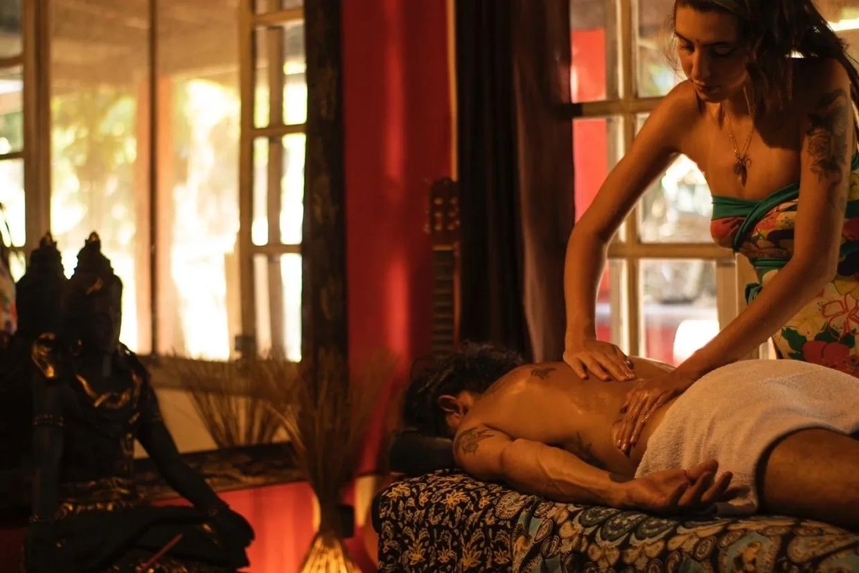 Massagem em Arraial dajuda
massagem relaxante arraial dajuda
massagem relaxamento
massagem arraial