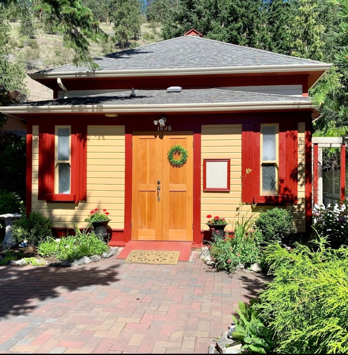 Very cozy class room at the little school house in Pearland