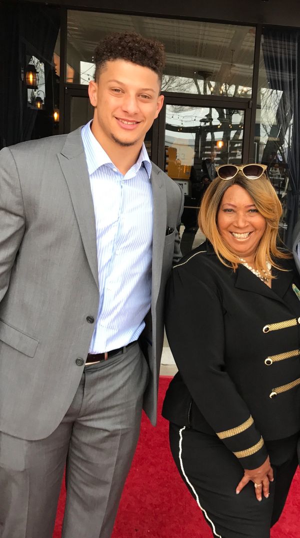 CEO & PATRICK MAHOMES