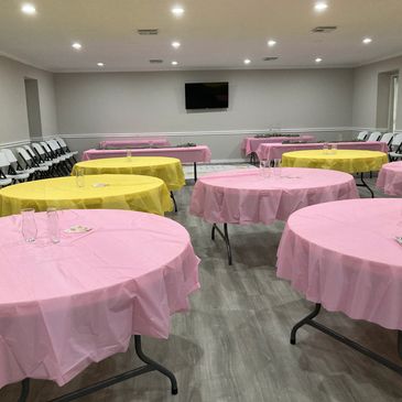 Williamsburg Colony Clubhouse large meeting room
