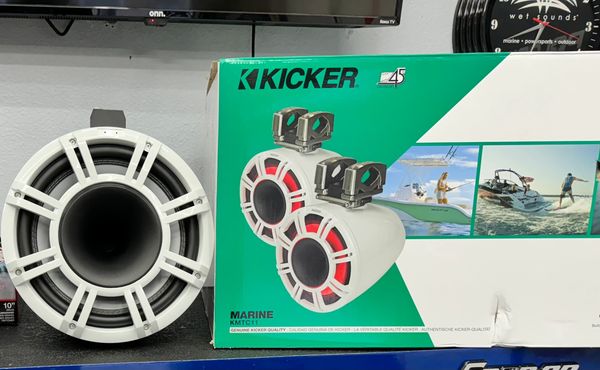 These are KMTC11 Tower speakers. Never used. Ordered for a Mega and were never used. Perfect shape.