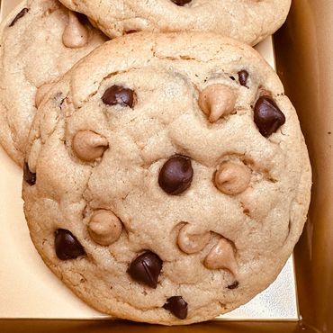 Chunky Peanut Butter with Chocolate and Peanut Butter Chips.