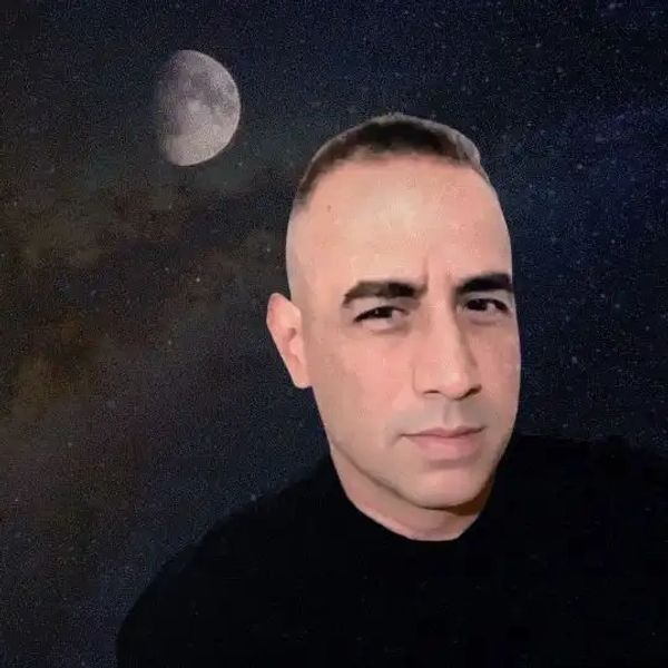 James, intuitive spellcaster and founder of Earth Spells.