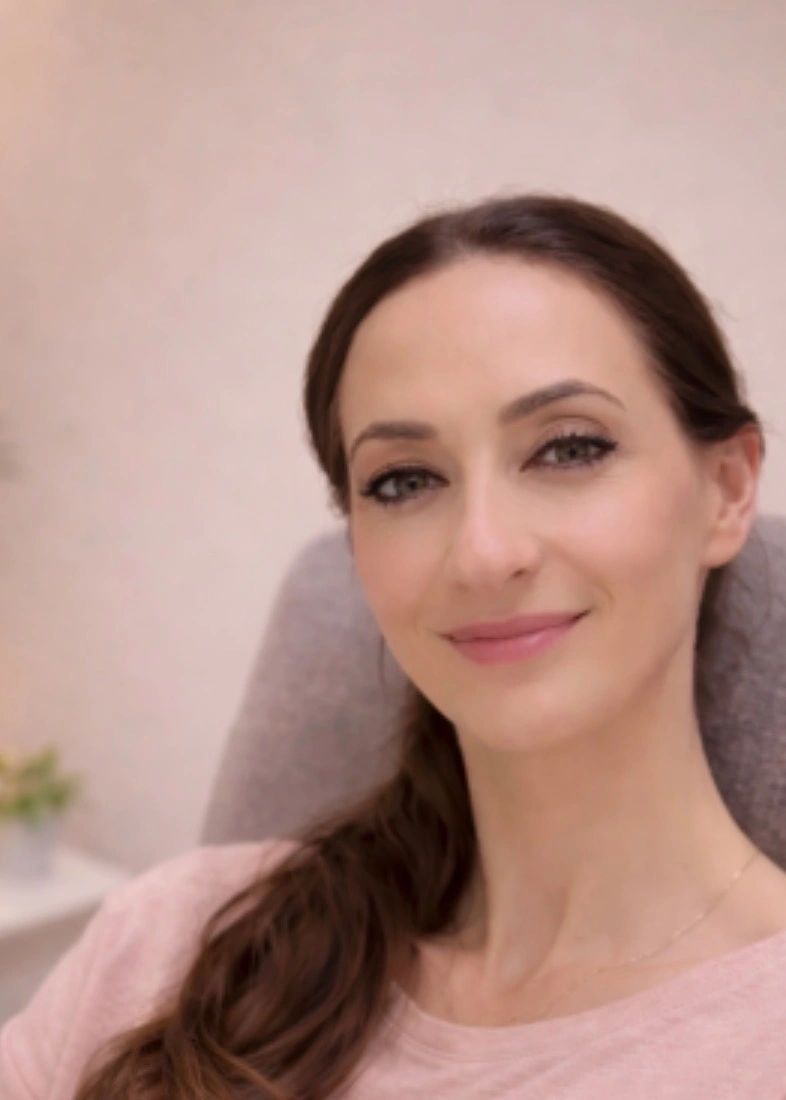 Hypnotherapy for anxiety, panic and overthinking in Rickmansworth with Gina Ross