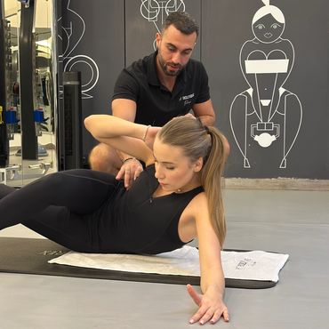 Obliques Workout with our personal trainer.