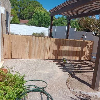 Safe and secure pet fencing installation in Albuquerque by XeriPro, offering durable enclosures