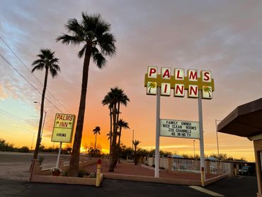 sunset photo at palms inn